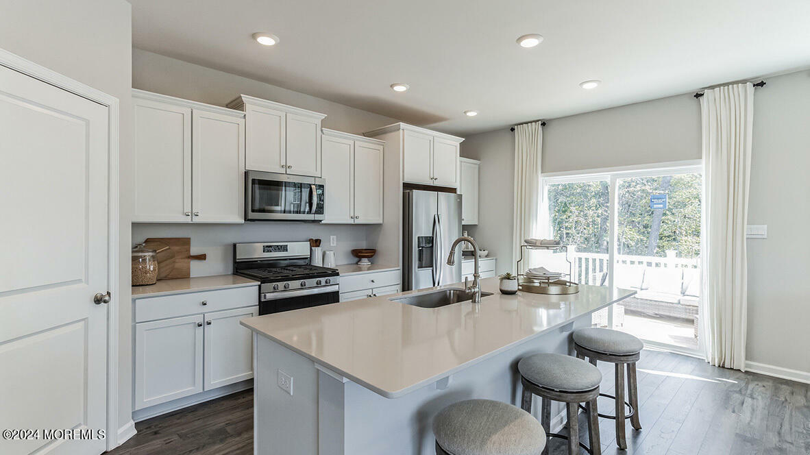 Property Photo:  2 Victoria Gardens Square  NJ 07753 