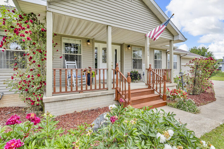 Property Photo: 6824 Napoleon Road MI 49201