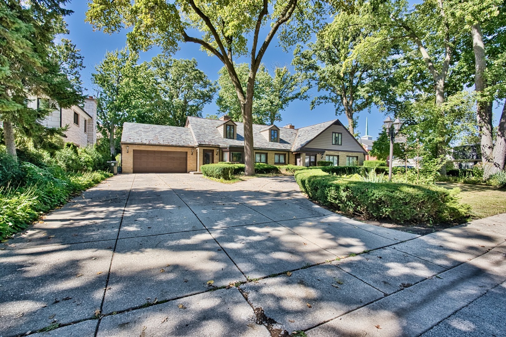 Property Photo: 6776 N Laporte Avenue IL 60712