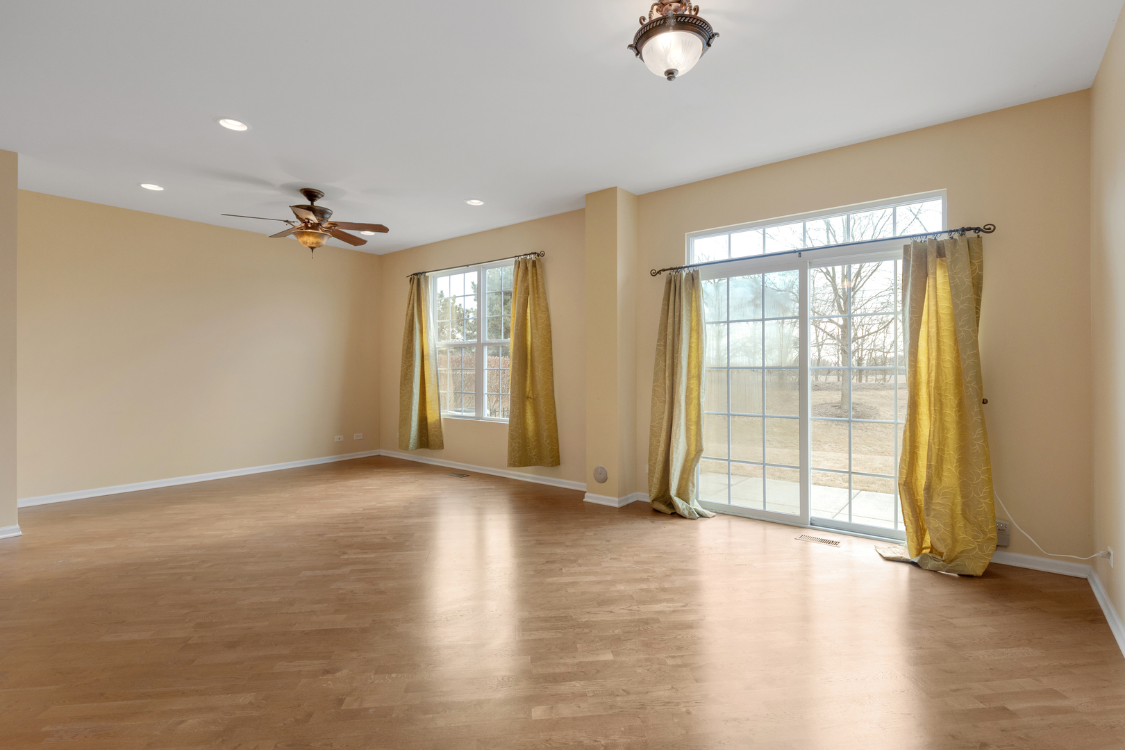 Property Photo: 1013 Marcello Drive IL 60140