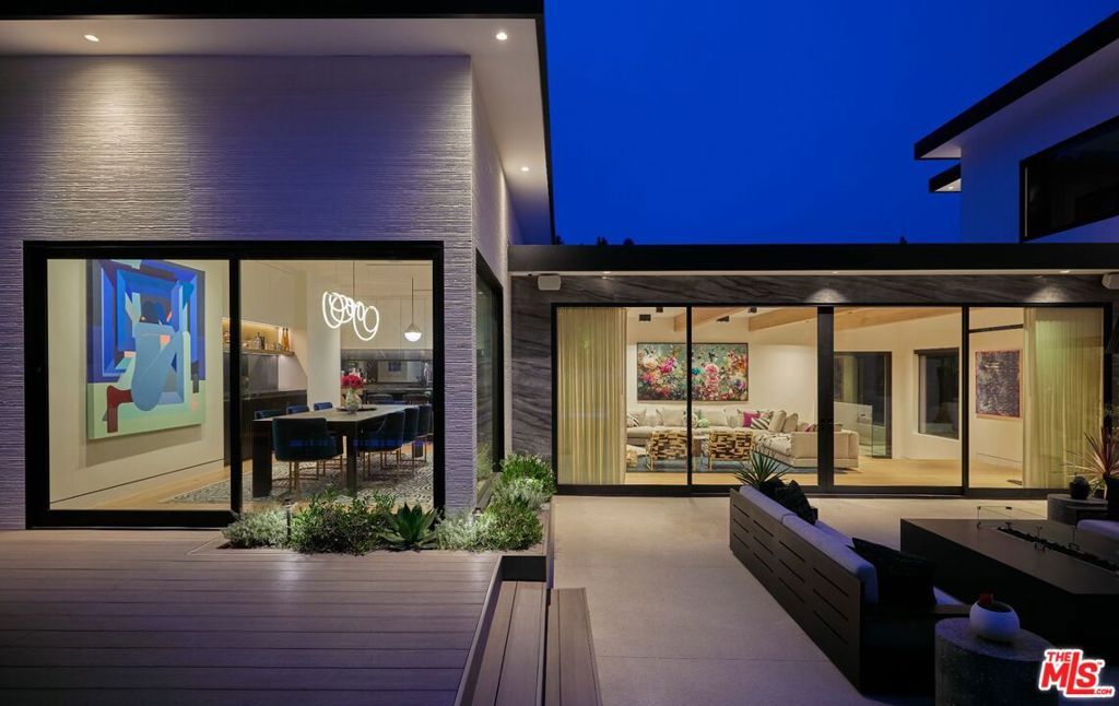 Property Photo:  9455 Eden Drive  CA 90210 