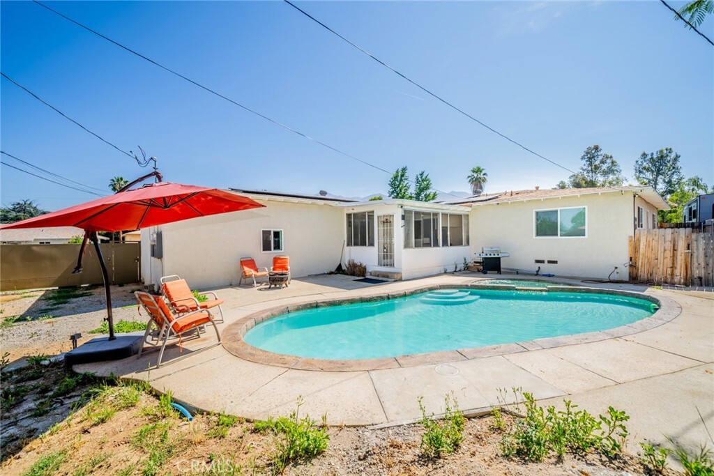 Property Photo: 12995 Leith Way CA 92399