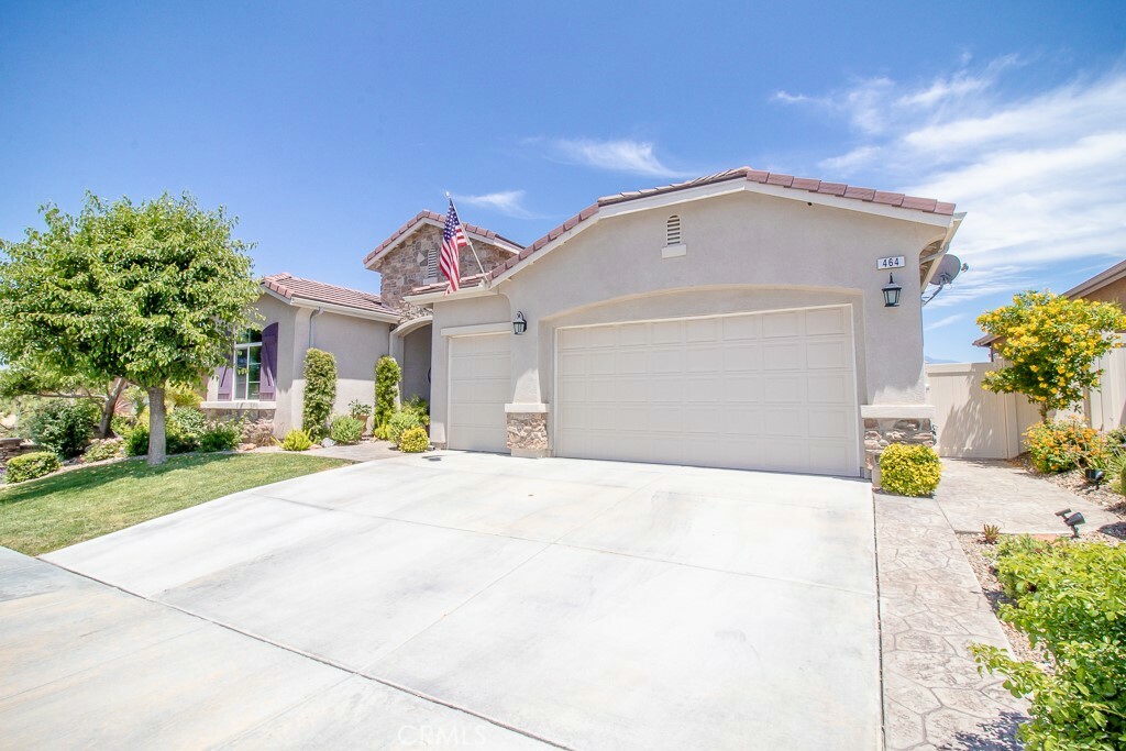 Property Photo: 464 Whitney Peak CA 92223