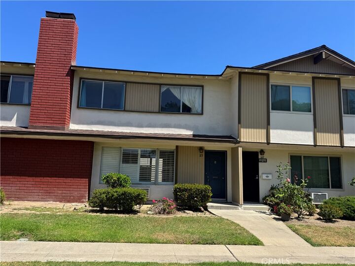 Property Photo: 1722 Mitchell Avenue 123 CA 92780