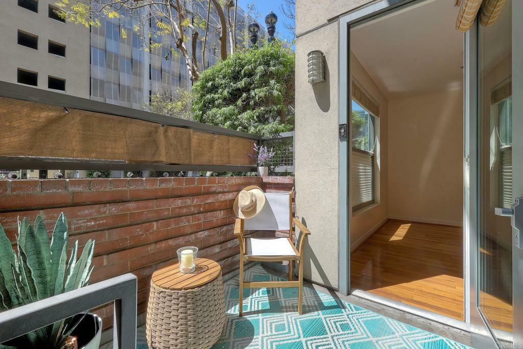Property Photo: 1150 J Street 117 CA 92101