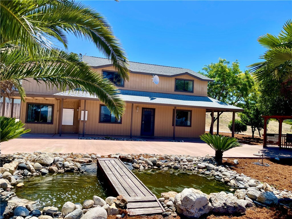 Property Photo:  3660 E. Hwy. 41  CA 93465 
