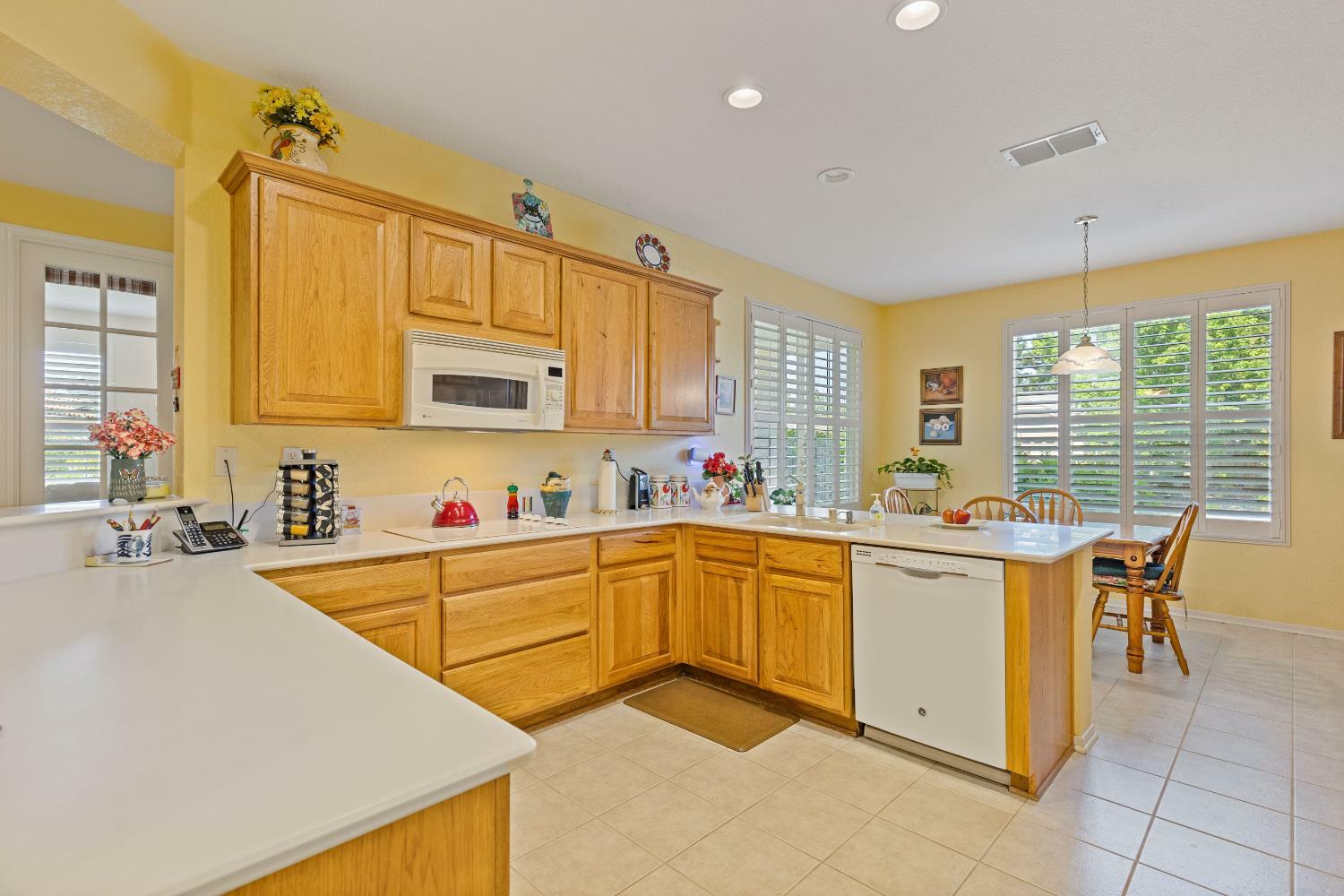 Property Photo:  7556 Apple Hollow Loop  CA 95747 