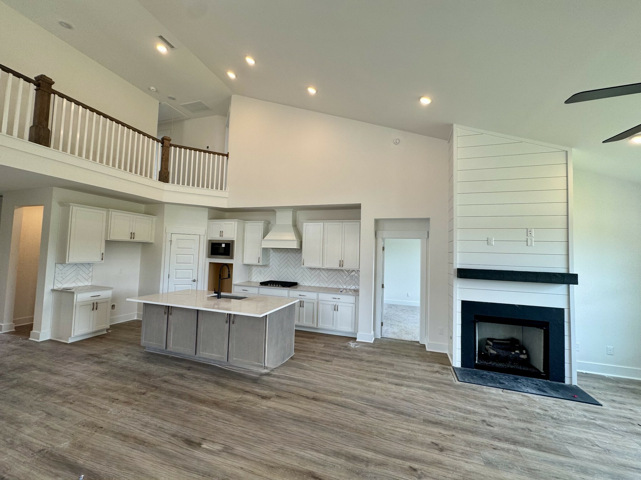 Property Photo: 406 Old Spring Ln TN 37066
