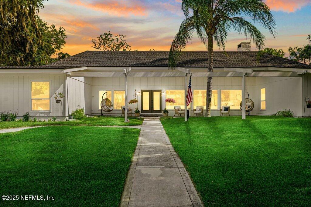 Property Photo: 3673 Cathedral Oaks Place S FL 32217