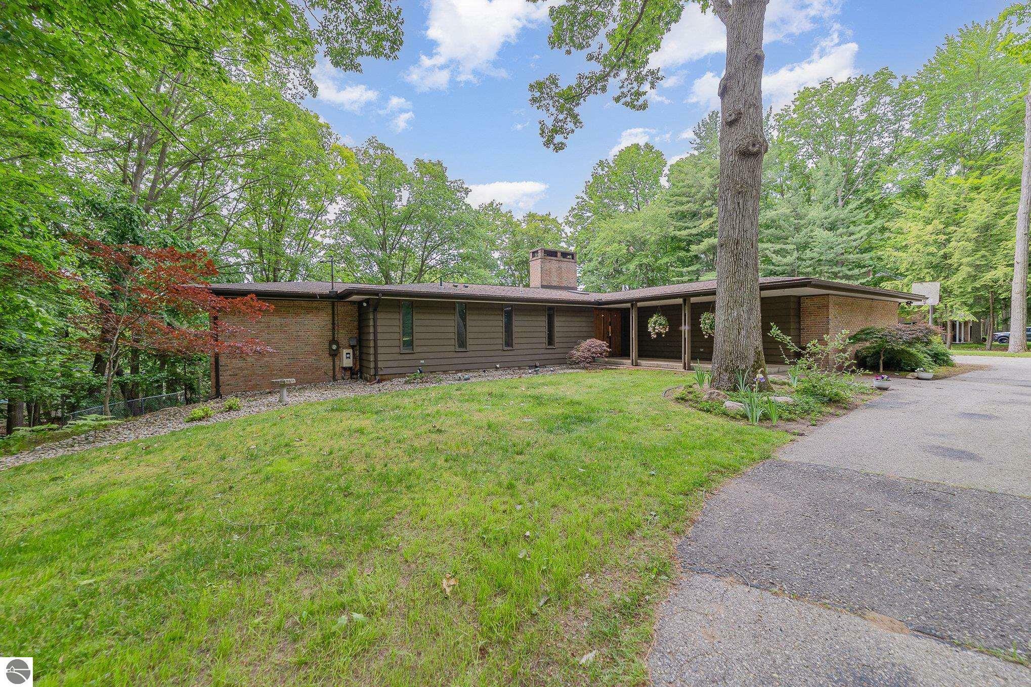 Property Photo: 393 Hiawatha Drive MI 48858