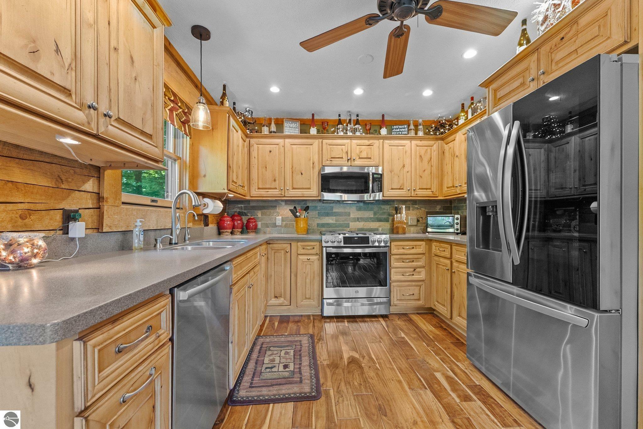 Property Photo: 3299 Hunters Ridge Drive MI 49685