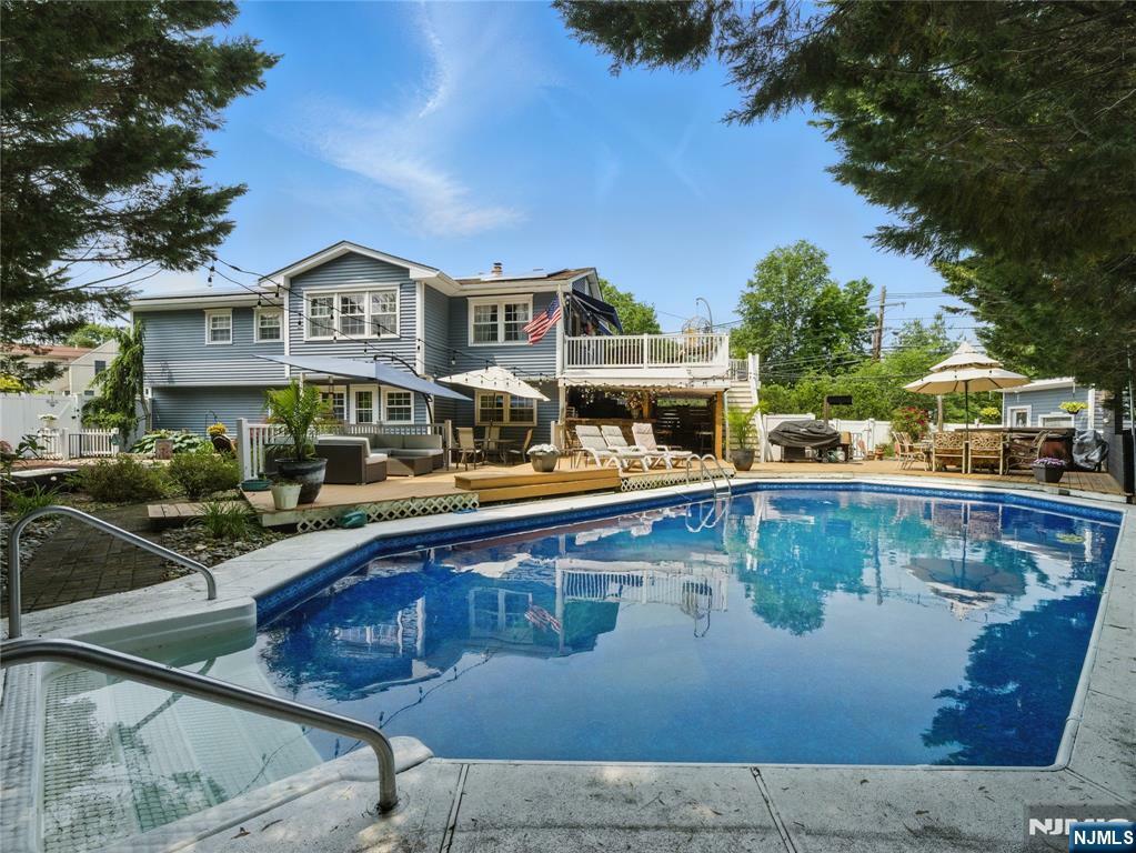 Property Photo: 31 Howland Circle NJ 07006