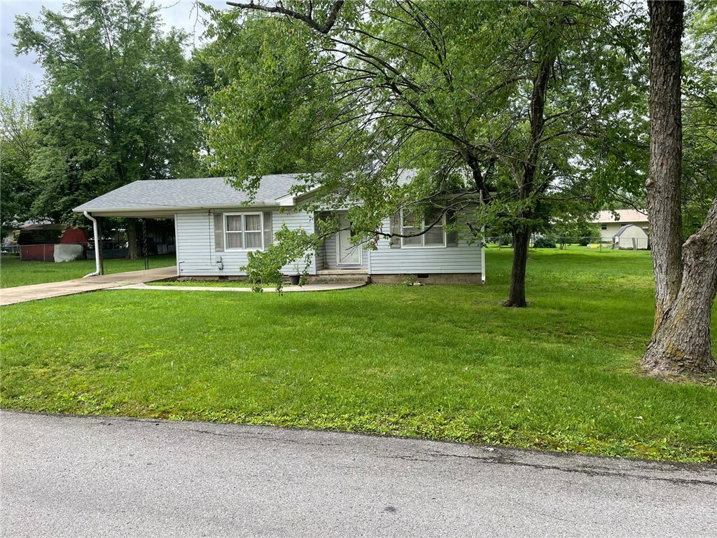 Property Photo:  303 Saint George Avenue  AR 72616 