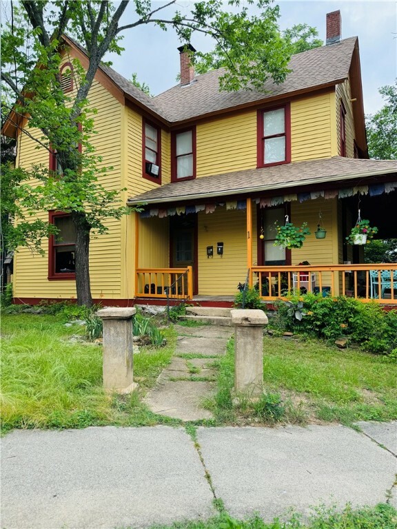 Property Photo:  1 Ridgeway Avenue  AR 72632 