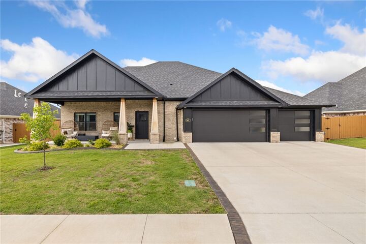 541 Bronco Street  Centerton AR 72719 photo