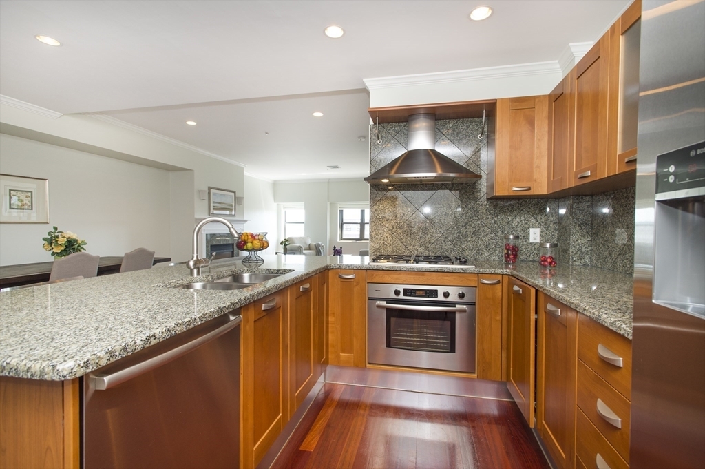Property Photo: 440 Commercial Street 603 MA 02109