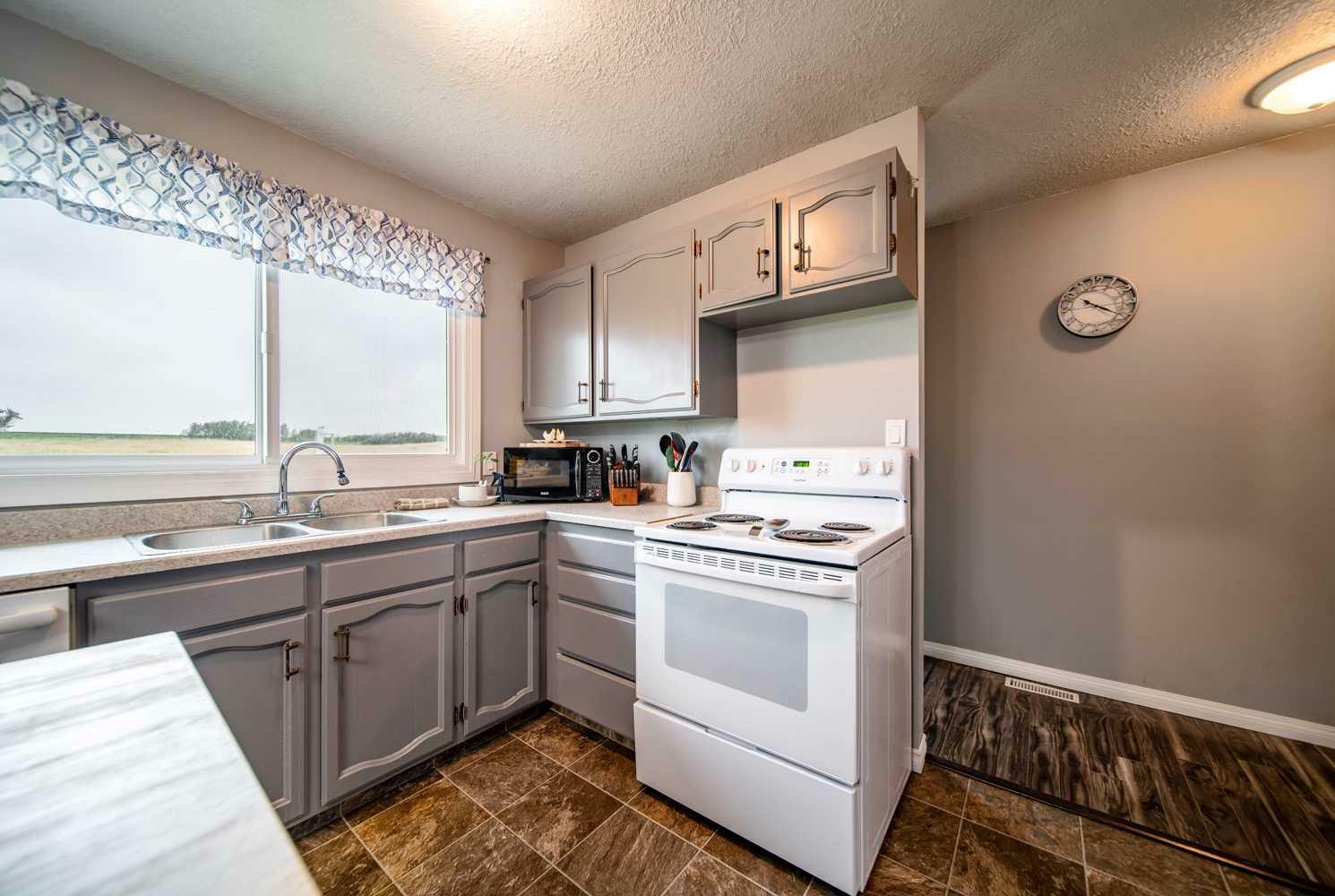 Property Photo: 52005 Twp Rd 443 AB T9W 1T2