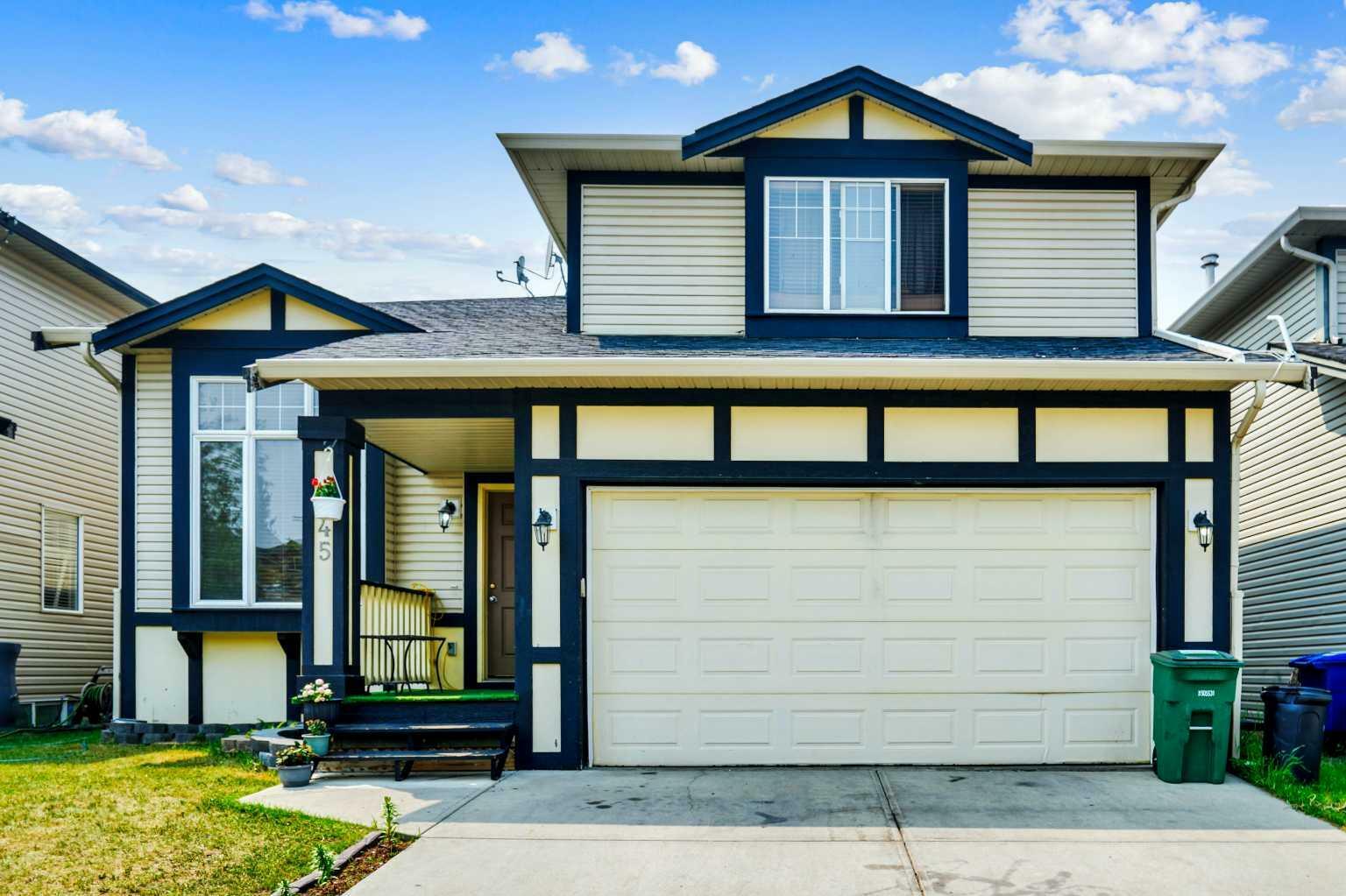 Property Photo: 845 Luxstone Square SW AB T4B 3L4