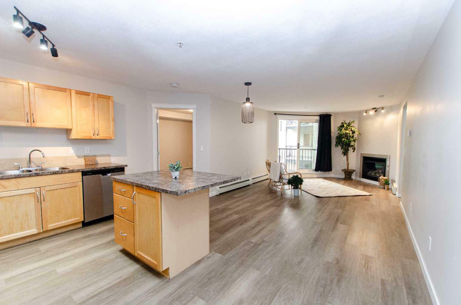 5601 Kerrywood Drive 212  Red Deer AB T4N 4X3 photo