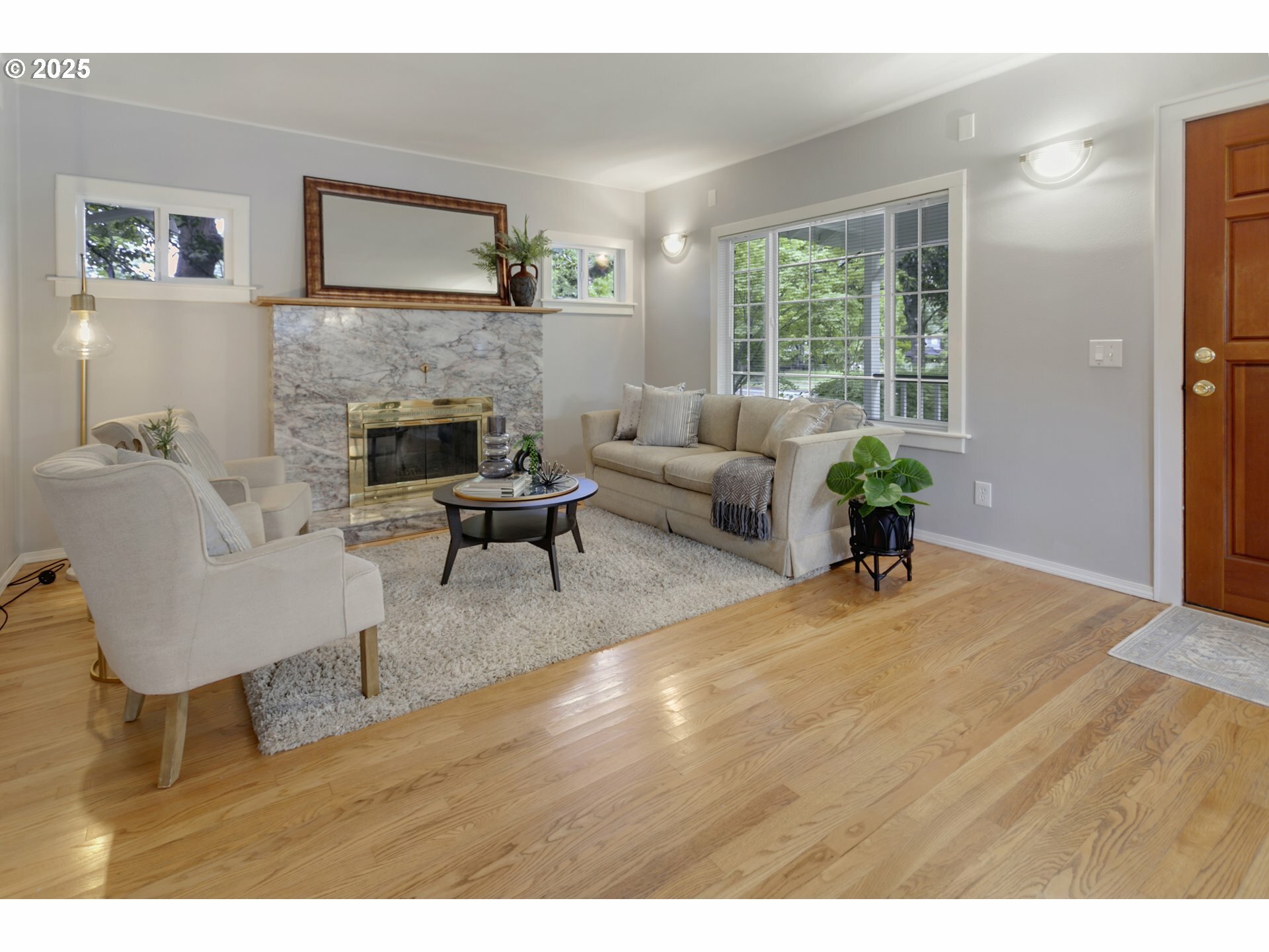 Property Photo: 3329 SE Steele St OR 97202