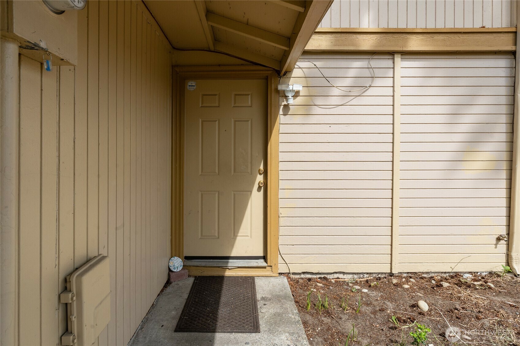 Property Photo: 10423 13th Avenue Ct S WA 98444