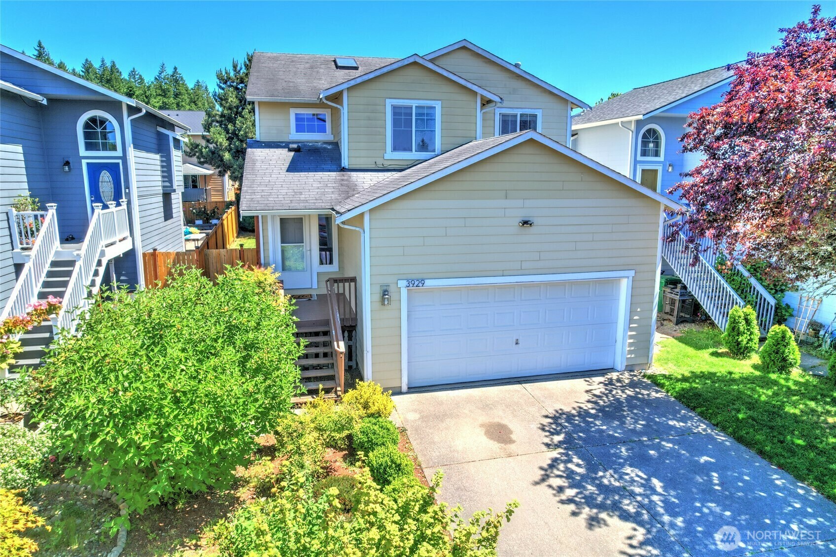 Property Photo: 3929 152nd Place SE WA 98012