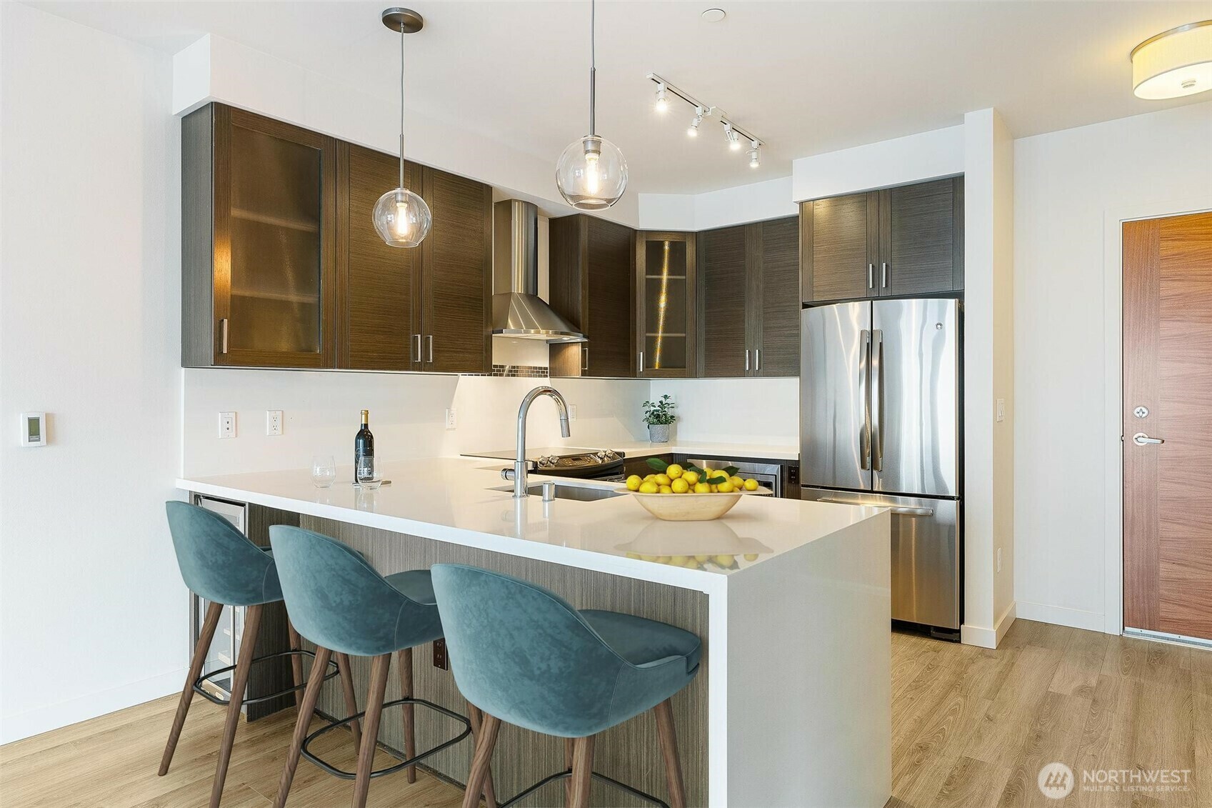 Property Photo: 1760 NW 56th Street 407 WA 98107