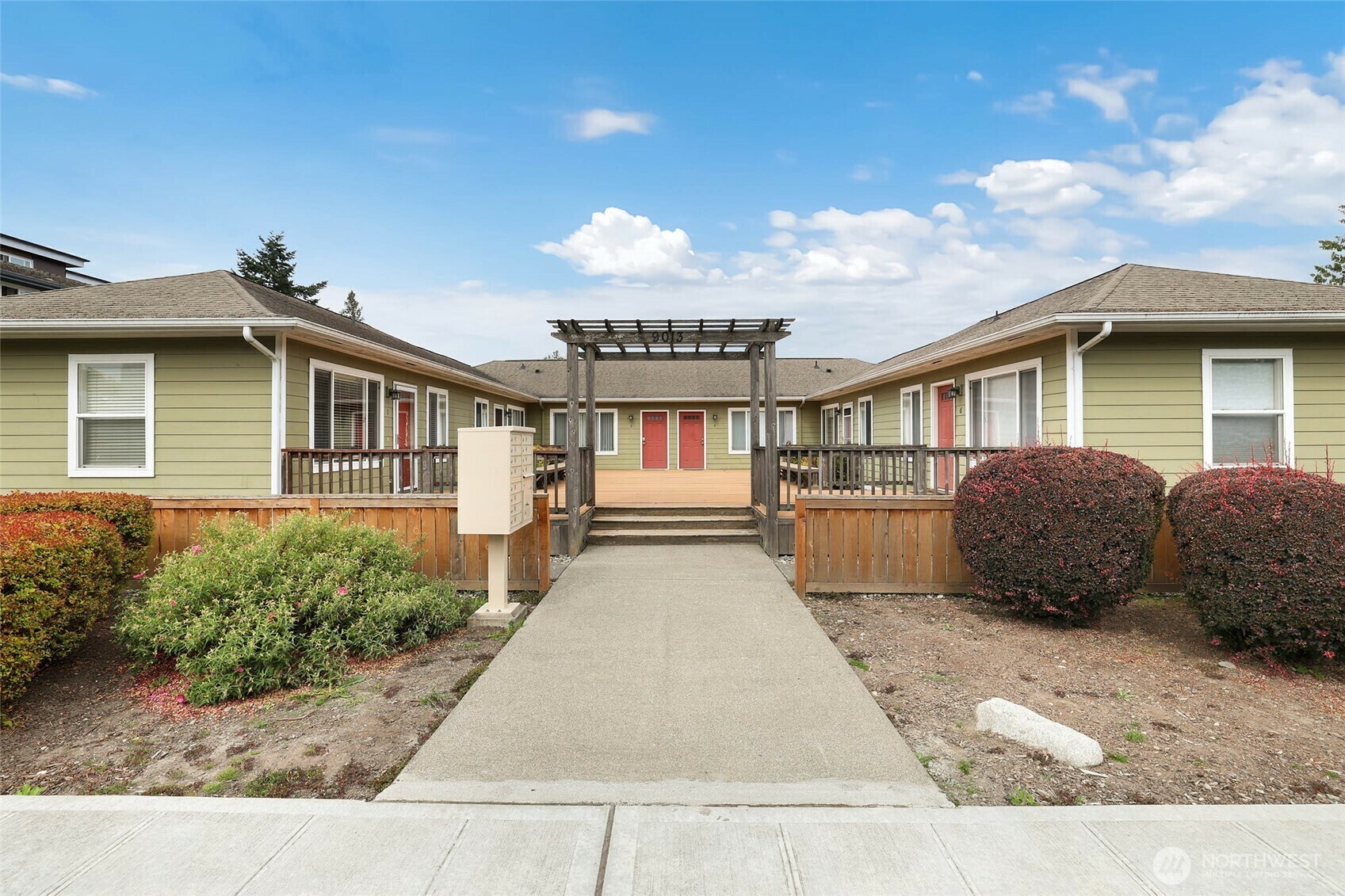9013  16th Avenue SW 8  Seattle WA 98106 photo