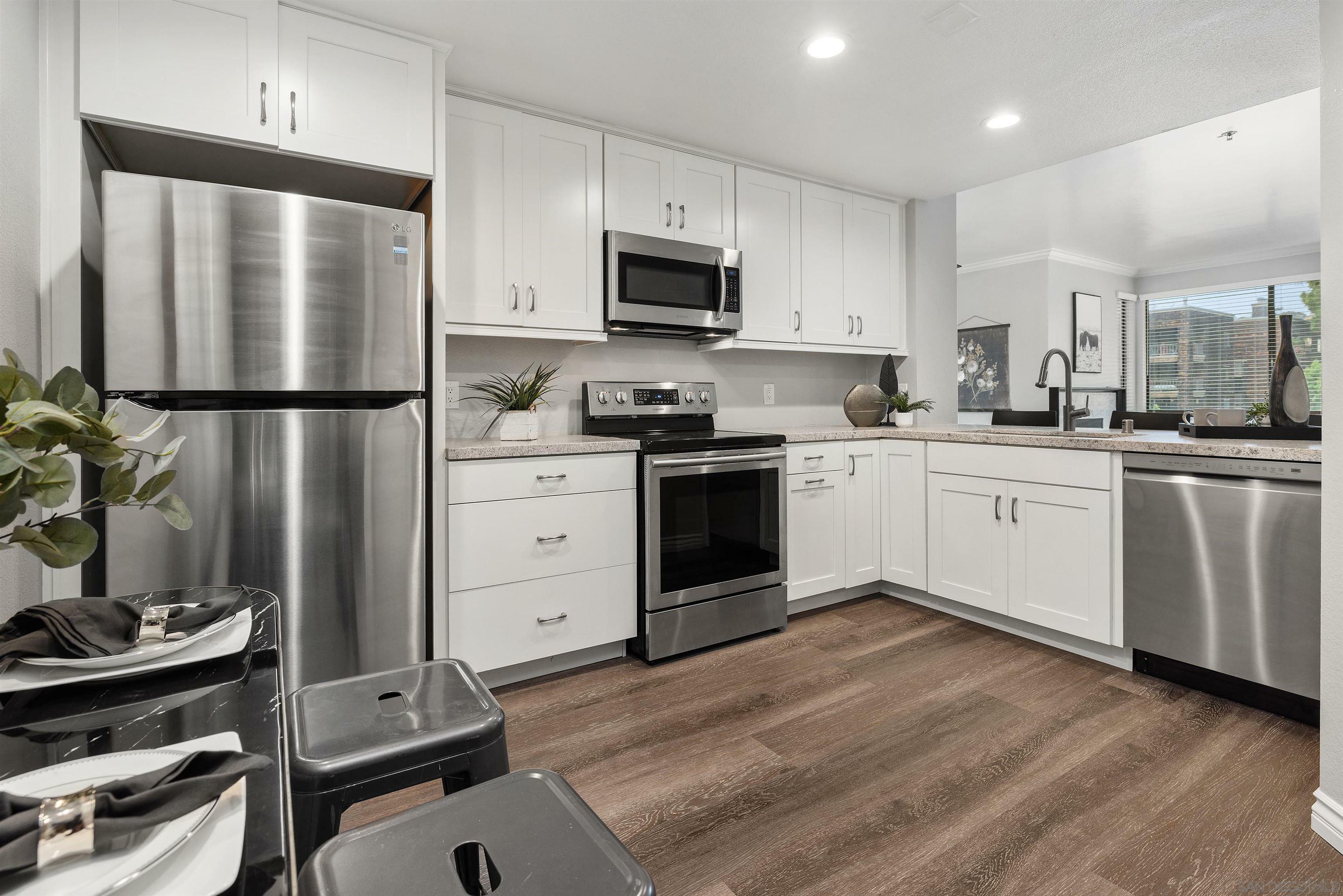 5845 Friars Rd 1317  San Diego CA 92110 photo