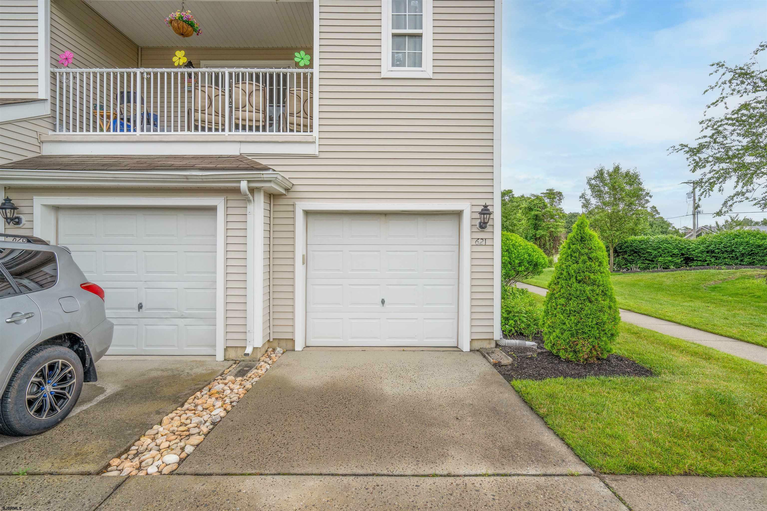 Property Photo: 621 London Court Ii 621 NJ 08234