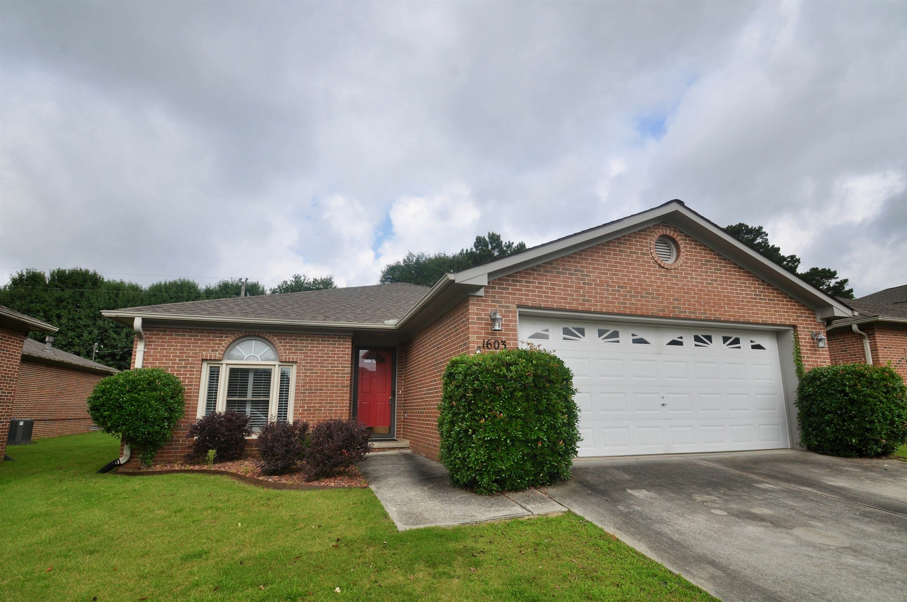 Property Photo: 1603 Harbison St AL 35055 - CULLMAN