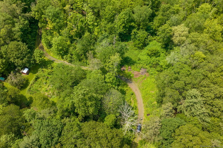 600 Edgewood Road  Berlin CT 06037 photo