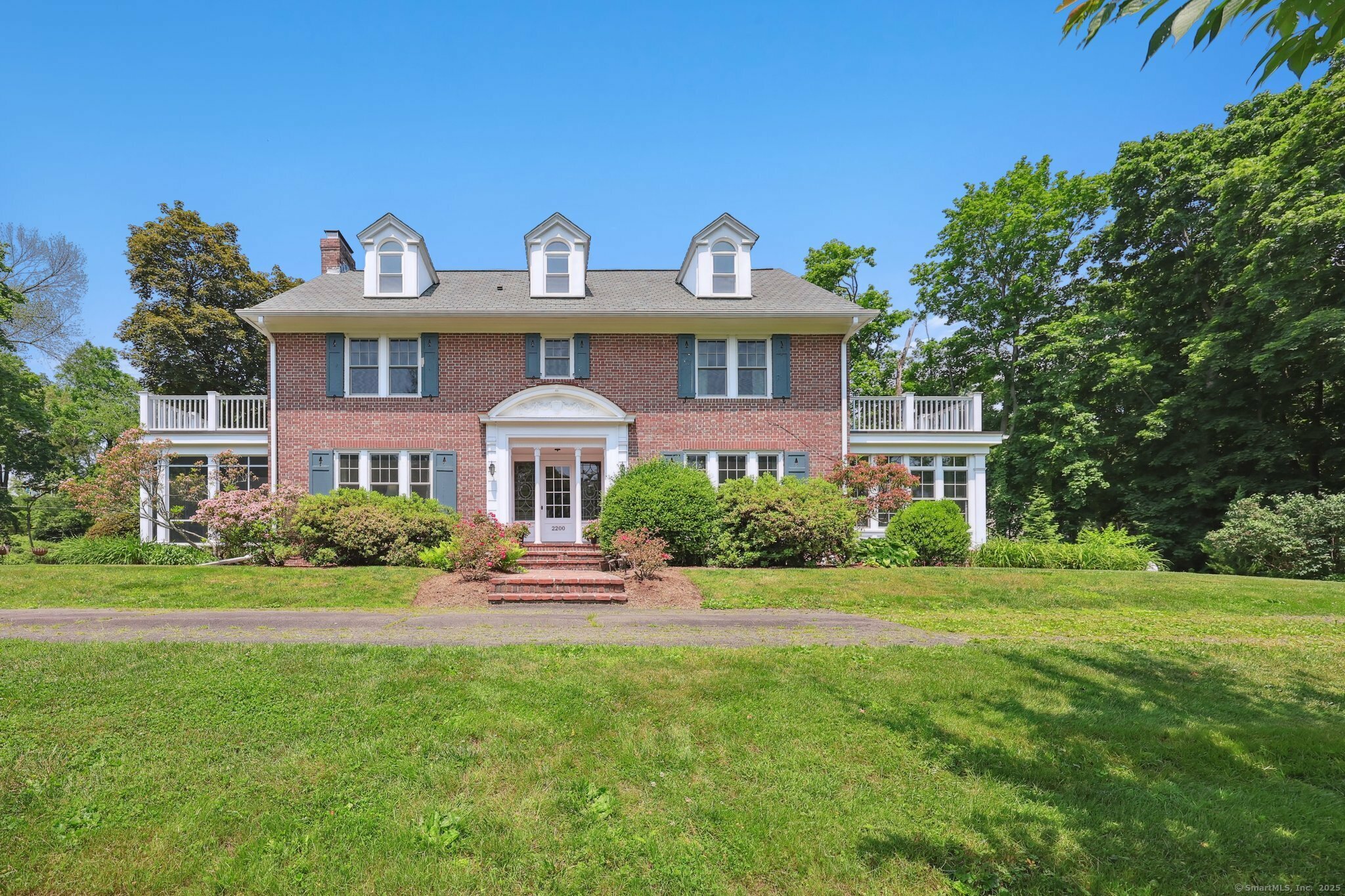 Property Photo: 2200 Ridge Road CT 06473