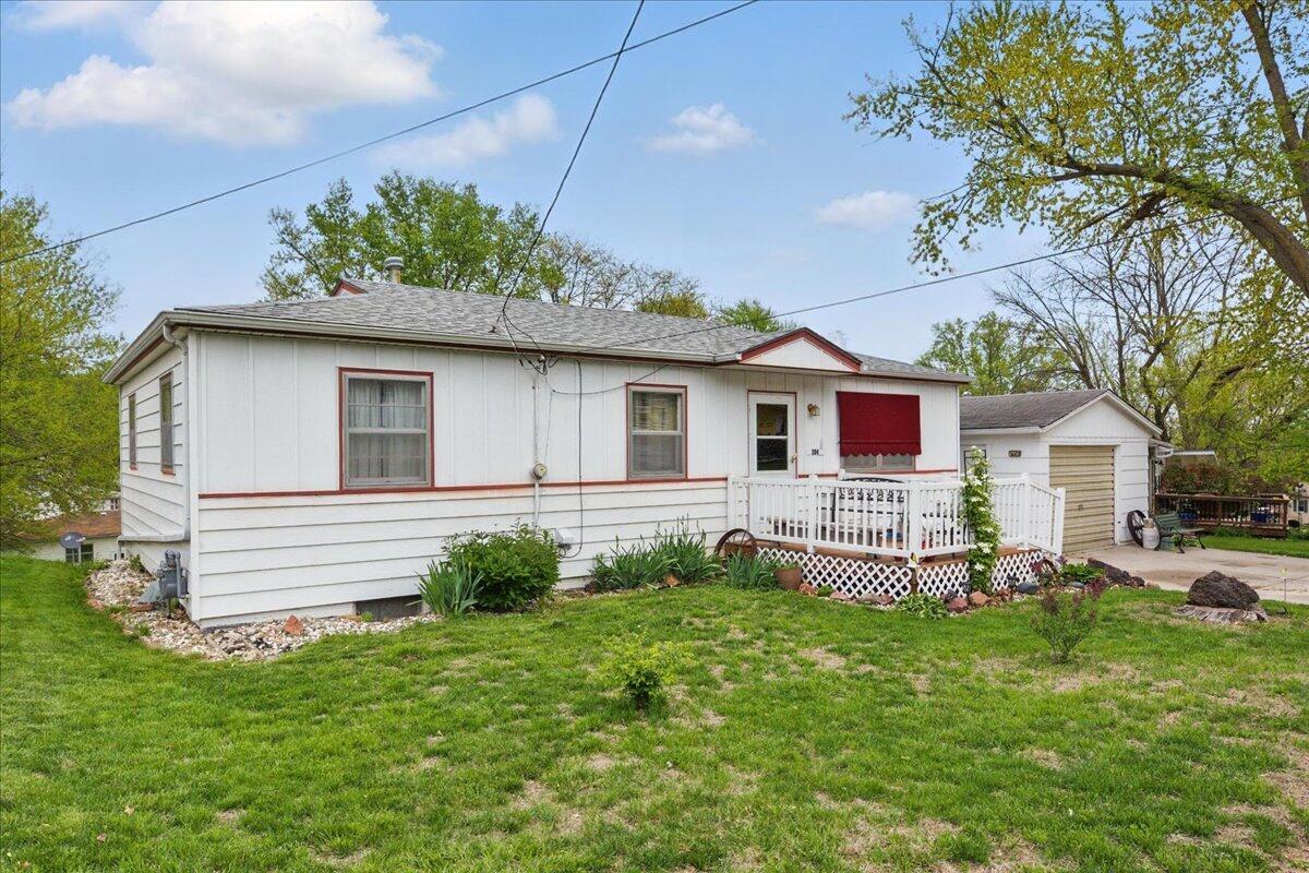 204 W Florence  Avenue  Glenwood IA 51534 photo