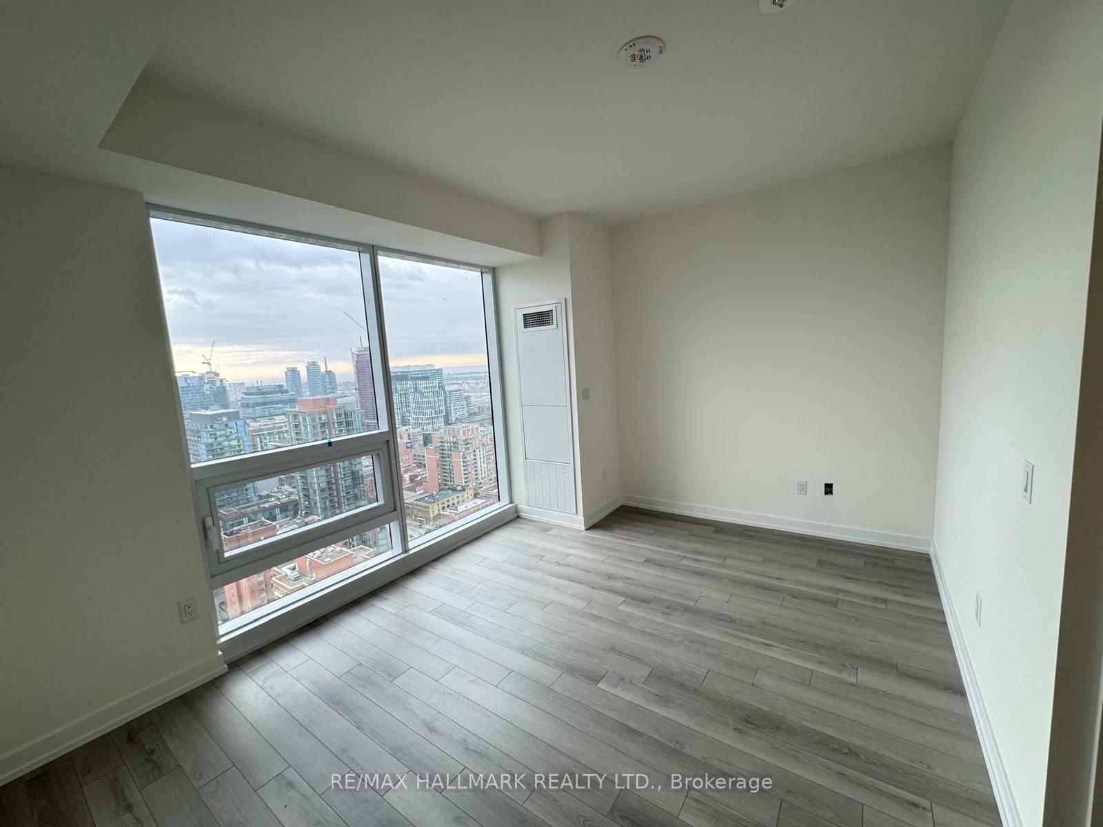 89 Church Street 3605  Toronto ON M5C 0B7 photo