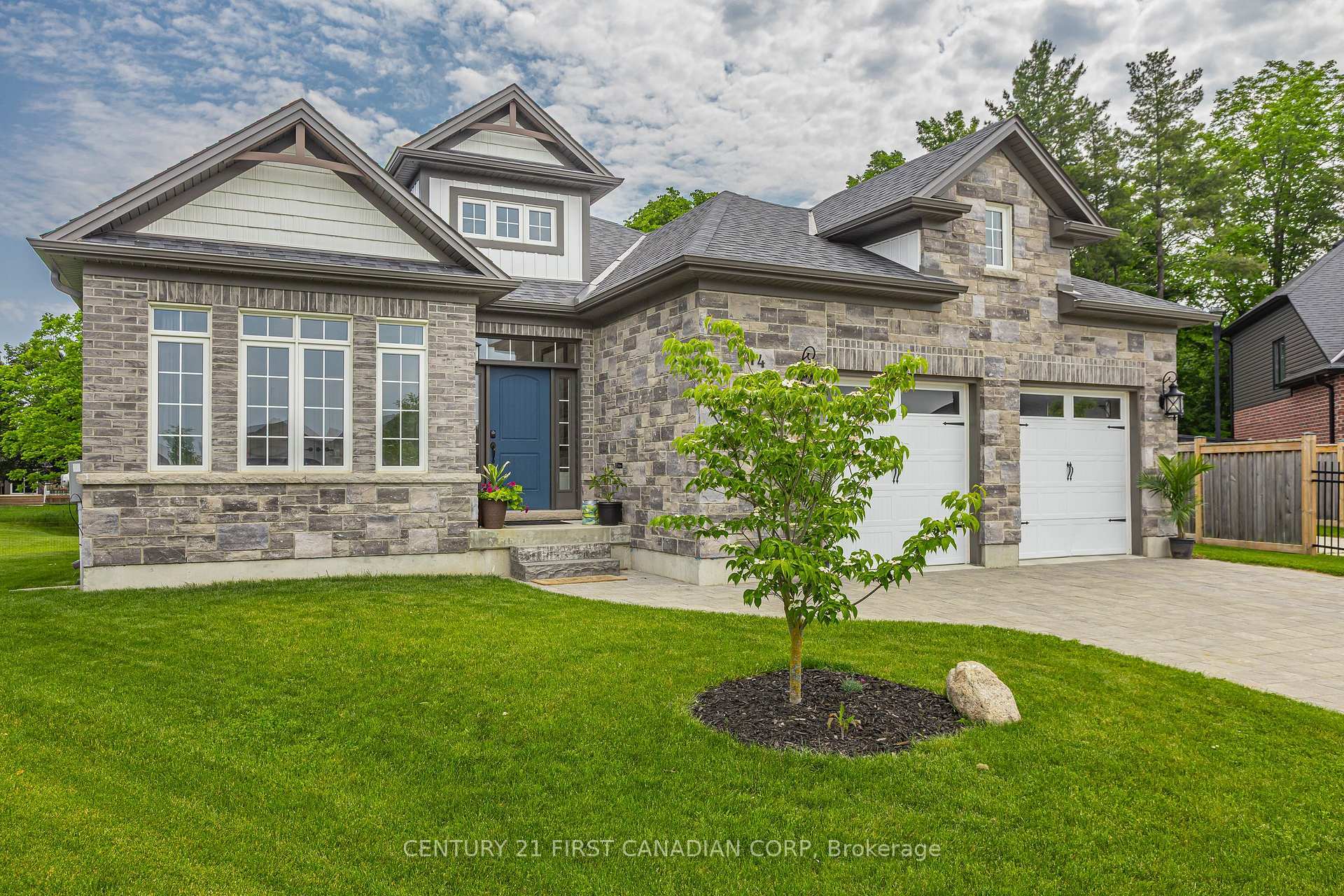 Property Photo: 44 Violet Court ON N0M 2A0