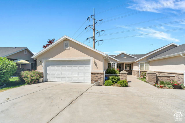 Property Photo: 1408 W Westbridge Dr S UT 84601