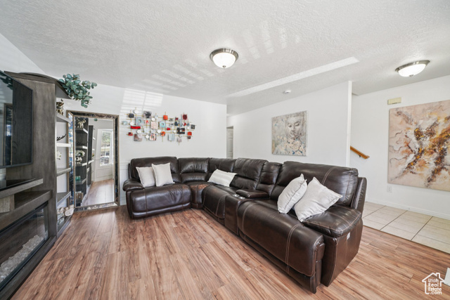 Property Photo: 1213 E 540 N UT 84660