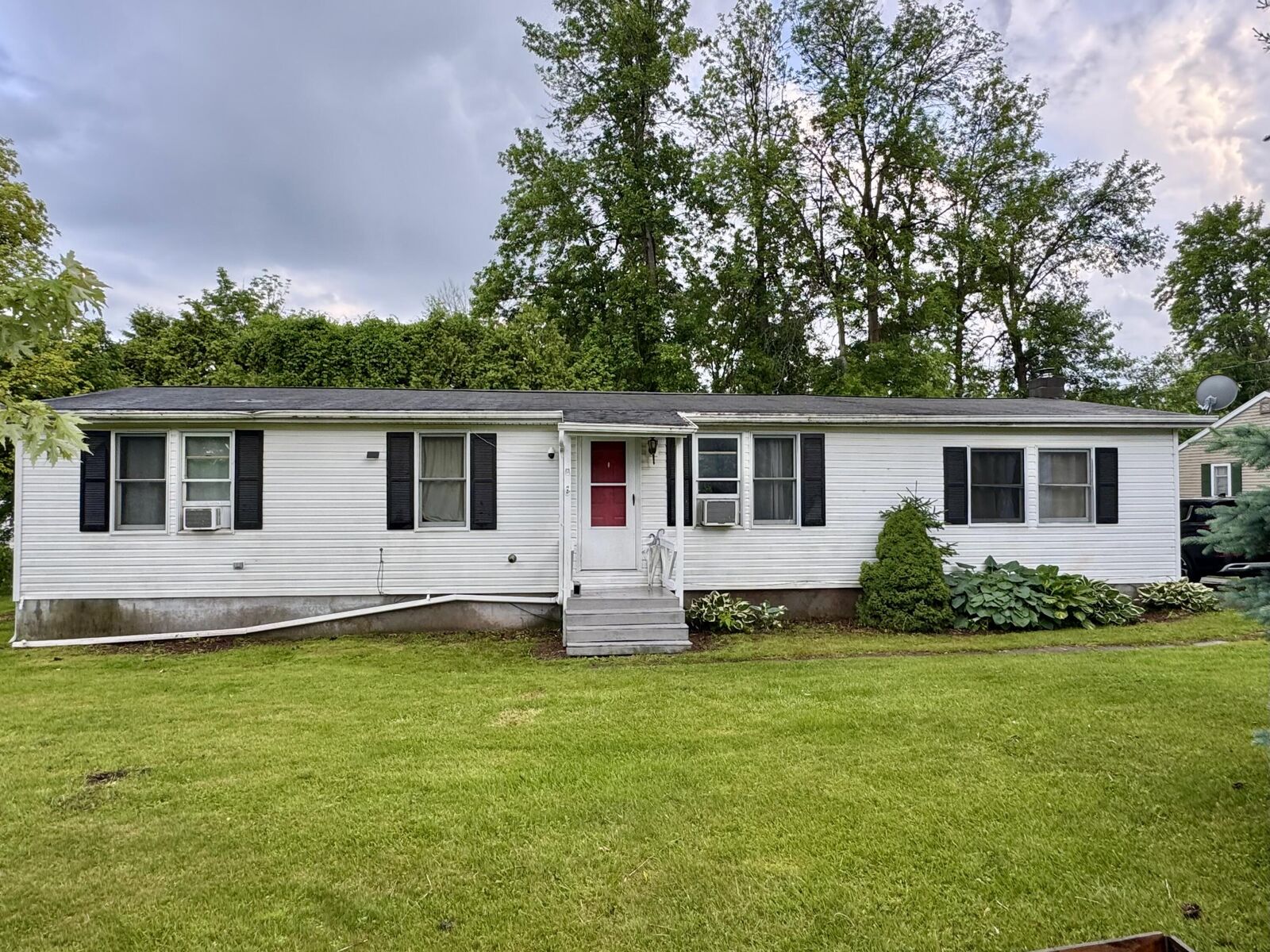 Property Photo:  1 Edgewood Boulevard  NY 12901 