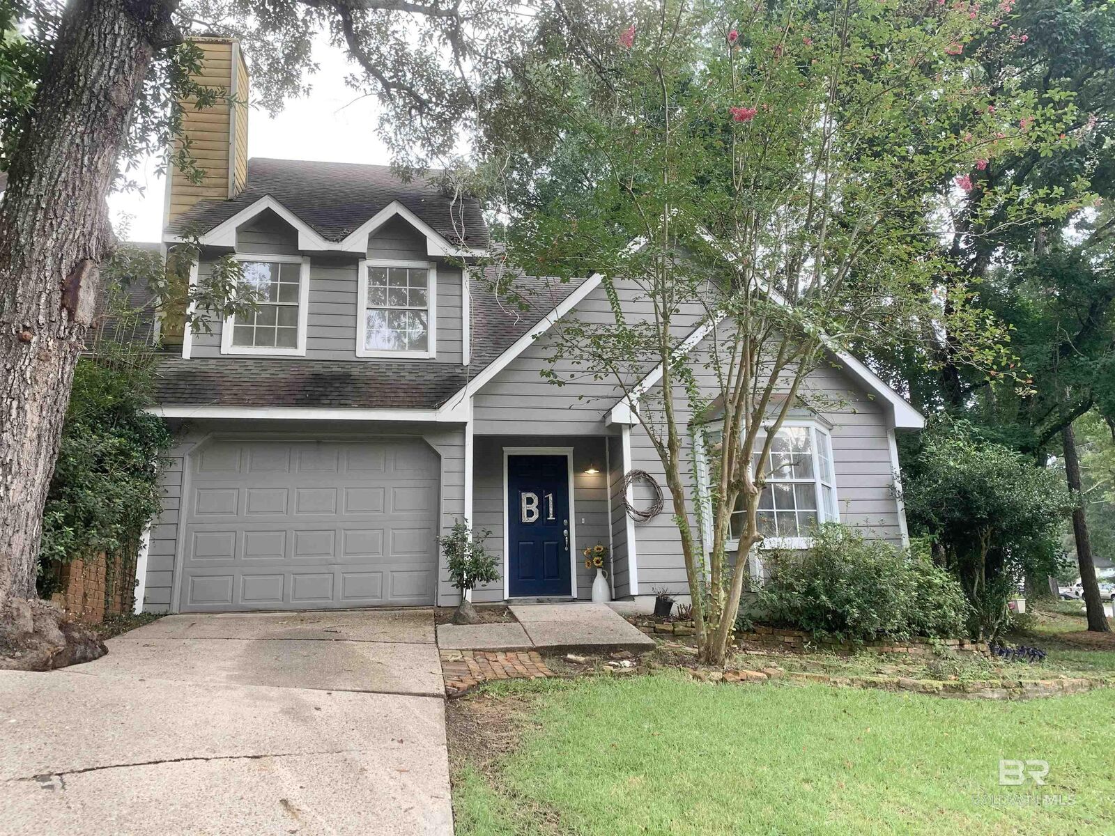 Property Photo: 1000 D'Olive Springs Drive AL 36526