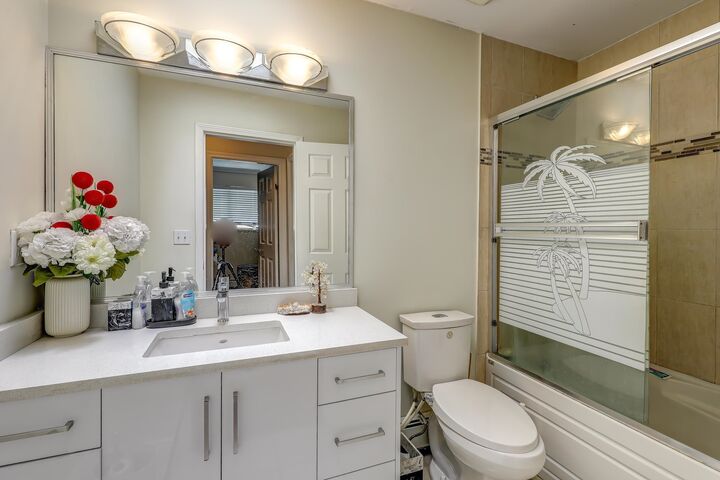 Property Photo: 14115 88th Avenue BC V3W 3L5