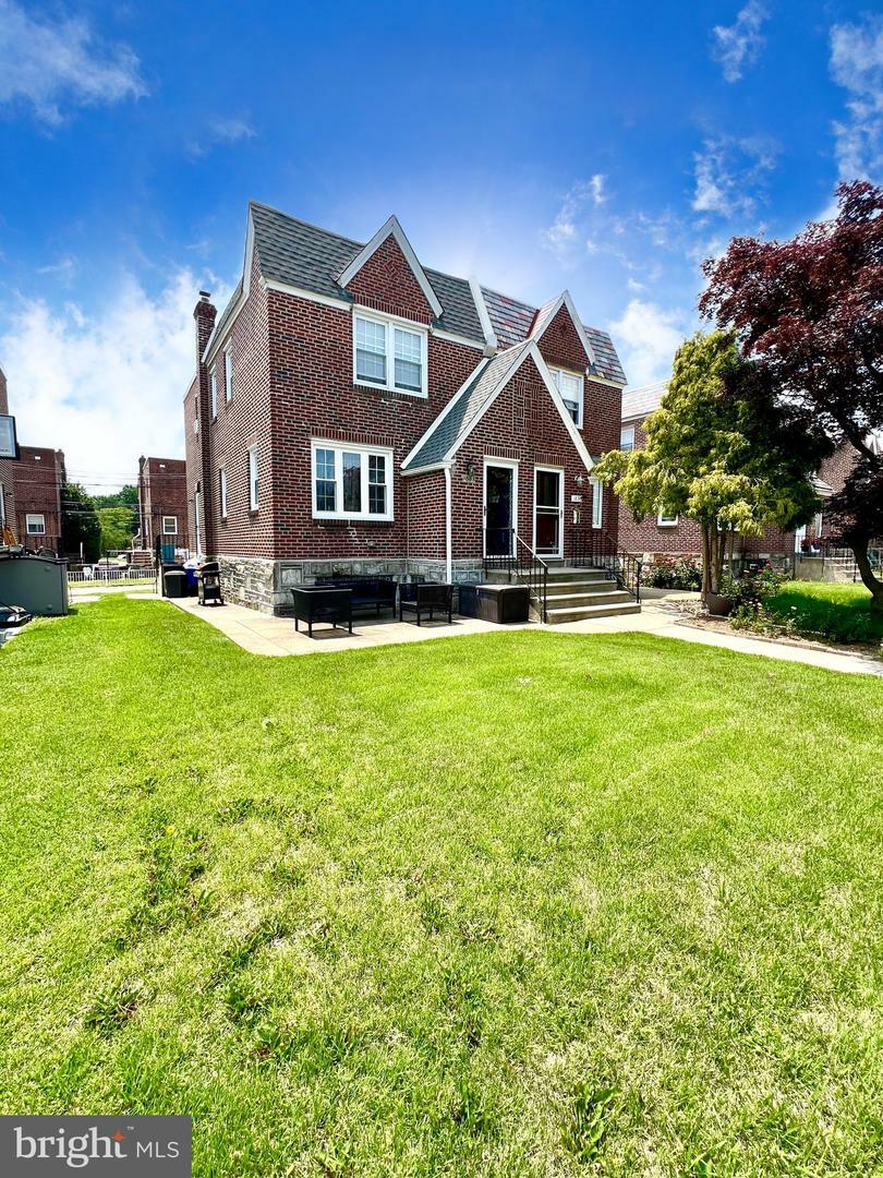 Property Photo: 1838 Benson Street PA 19152
