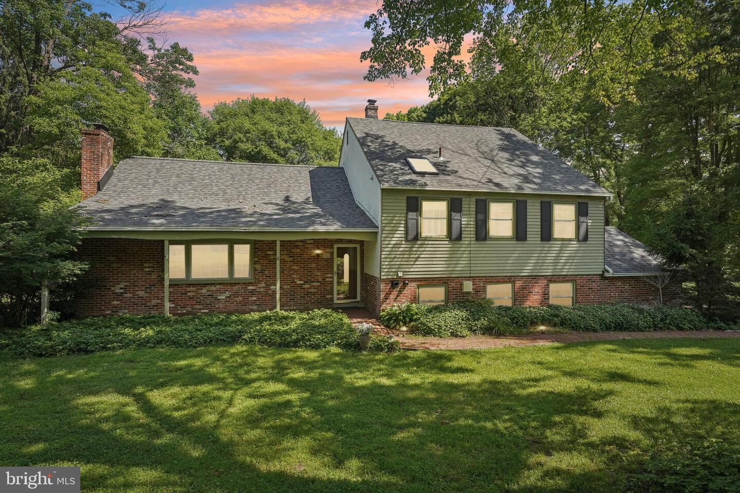 Property Photo:  417 Toland Drive  PA 19034