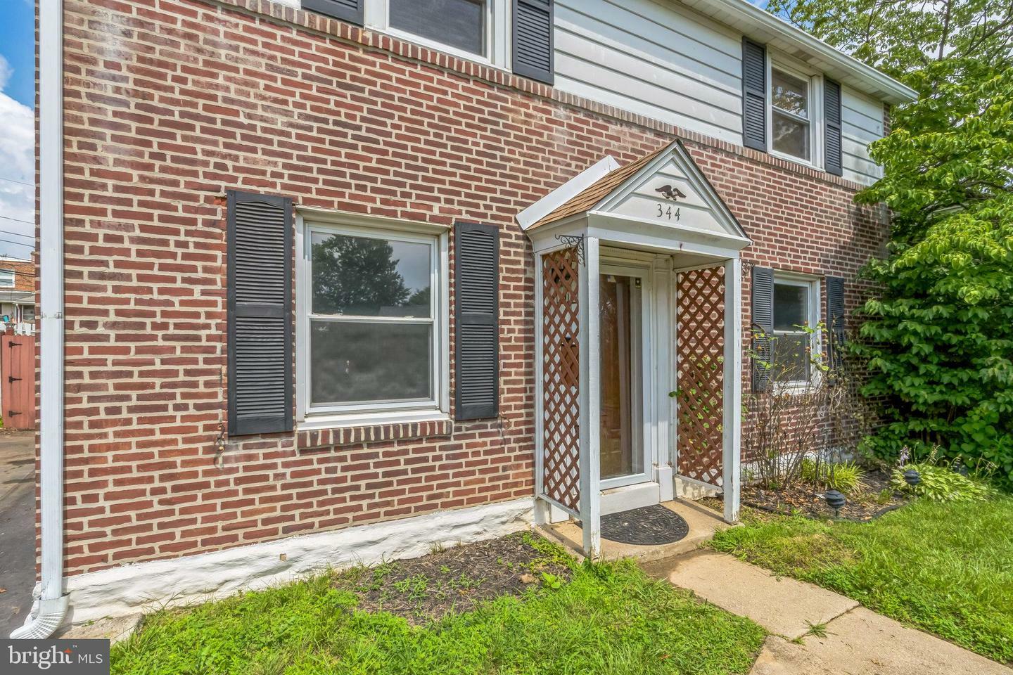 Property Photo: 344 S Morris Avenue PA 19022