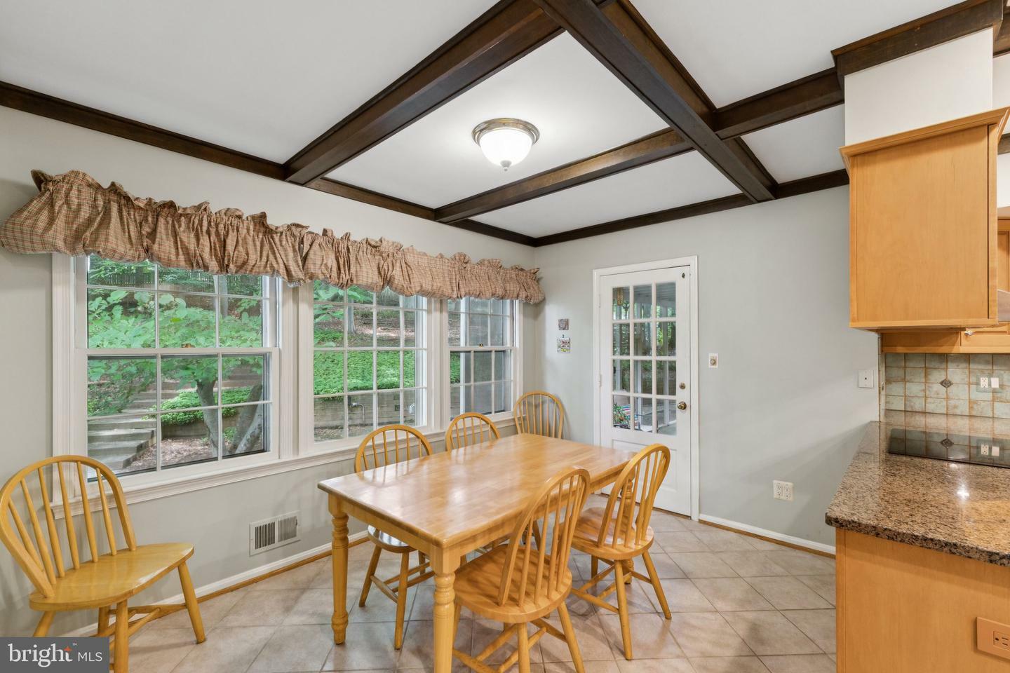 Property Photo: 7605 Hackamore MD 20854