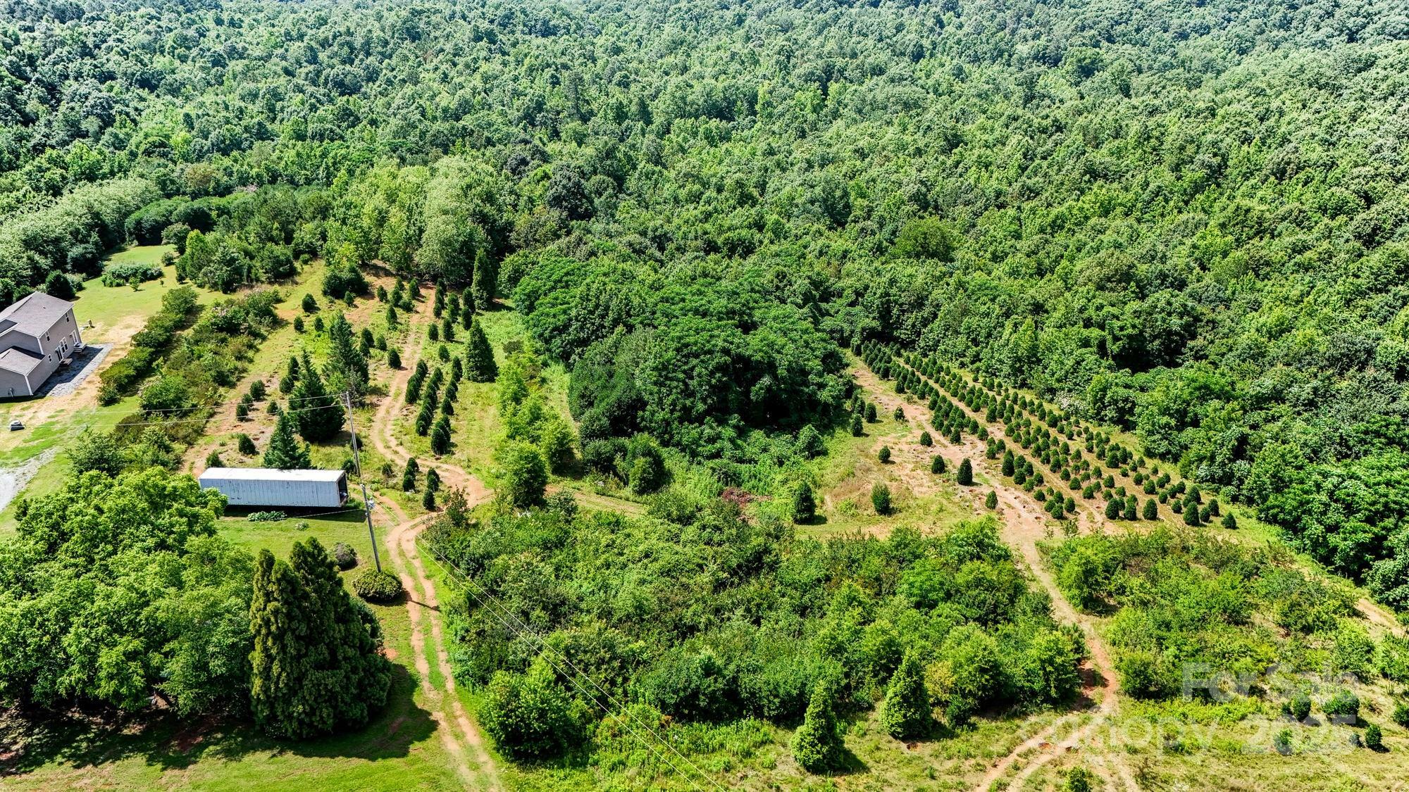 Property Photo: 6024 White Store Pageland Road NC 28103