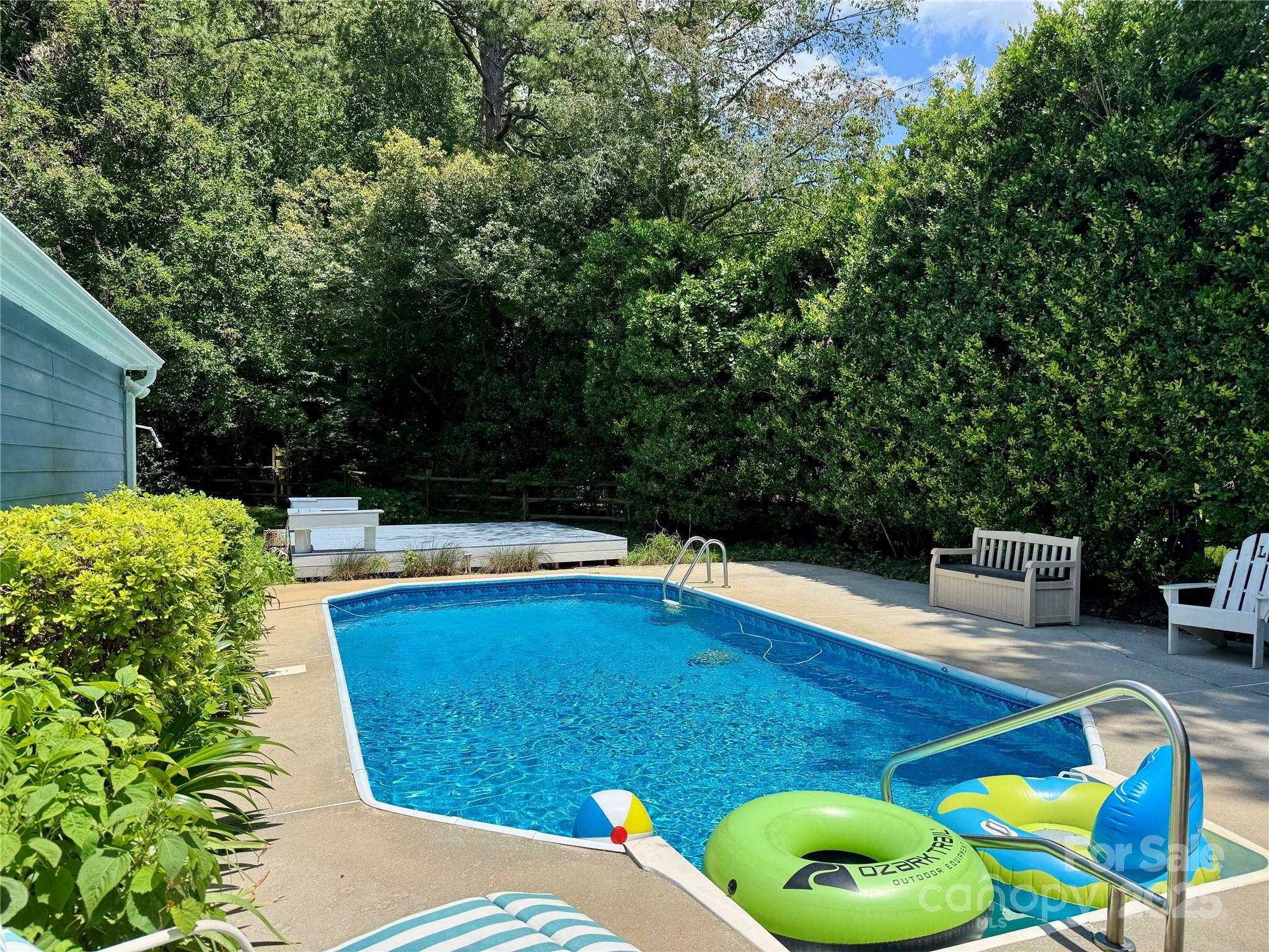 Property Photo: 4911 Rivergreen Lane NC 28227