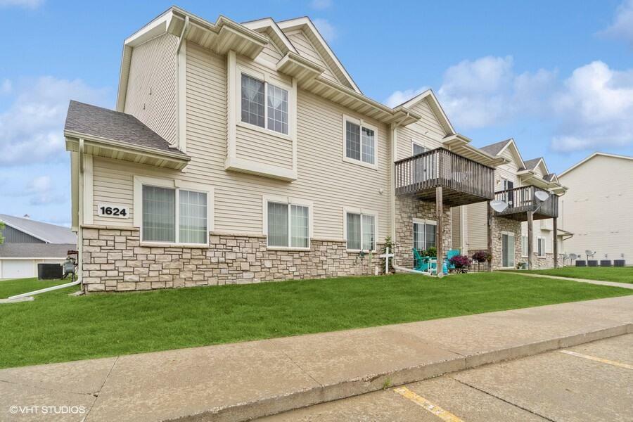 1624 NW Prairie Lakes Drive 1624-4  Ankeny IA 50023 photo