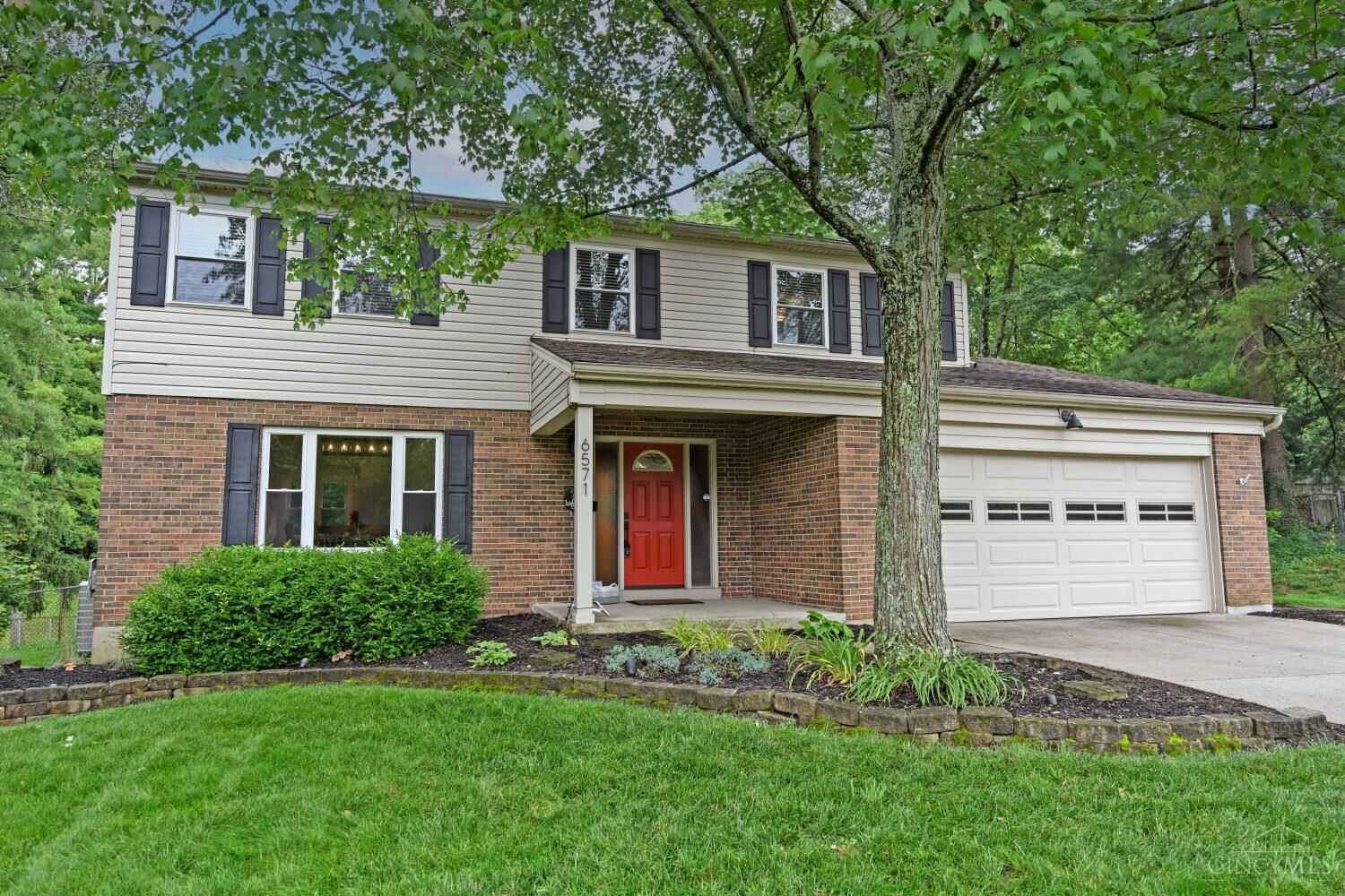 Property Photo:  6571 E Knollwood Circle  OH 45140 