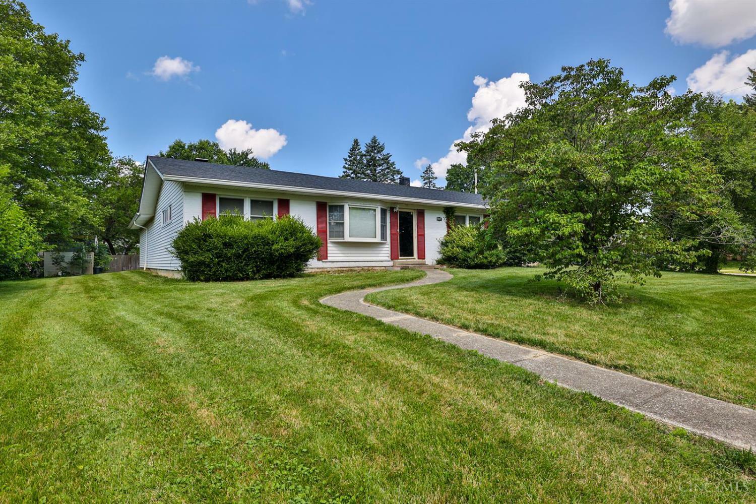 Property Photo: 9197 Long Lane OH 45231